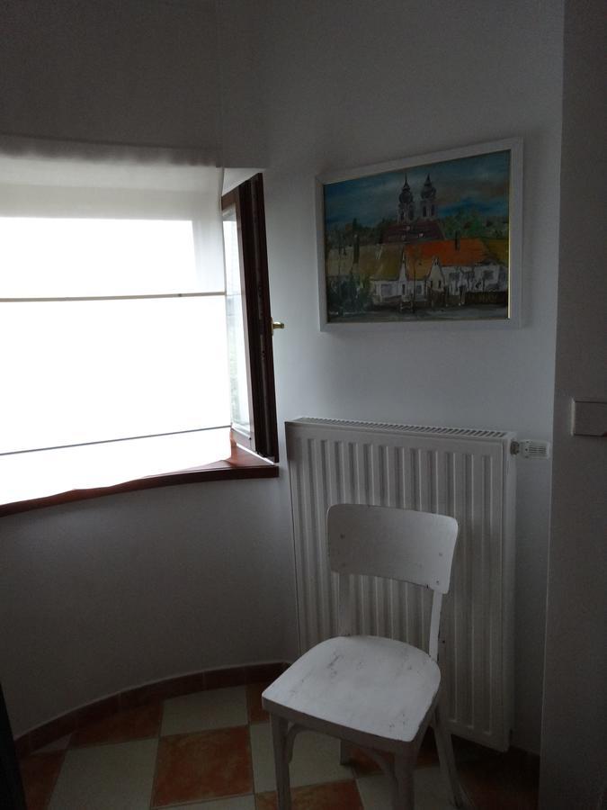 Laszlo Apartman Apartment Tihany Exterior foto